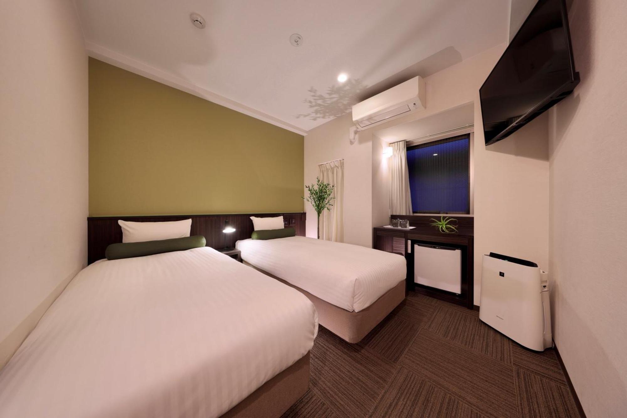 Nipponbashi Crystal Hotel Осака Екстериор снимка